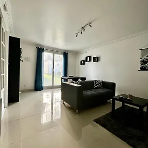 Appartement Confort A Proche Cdg, Louvres